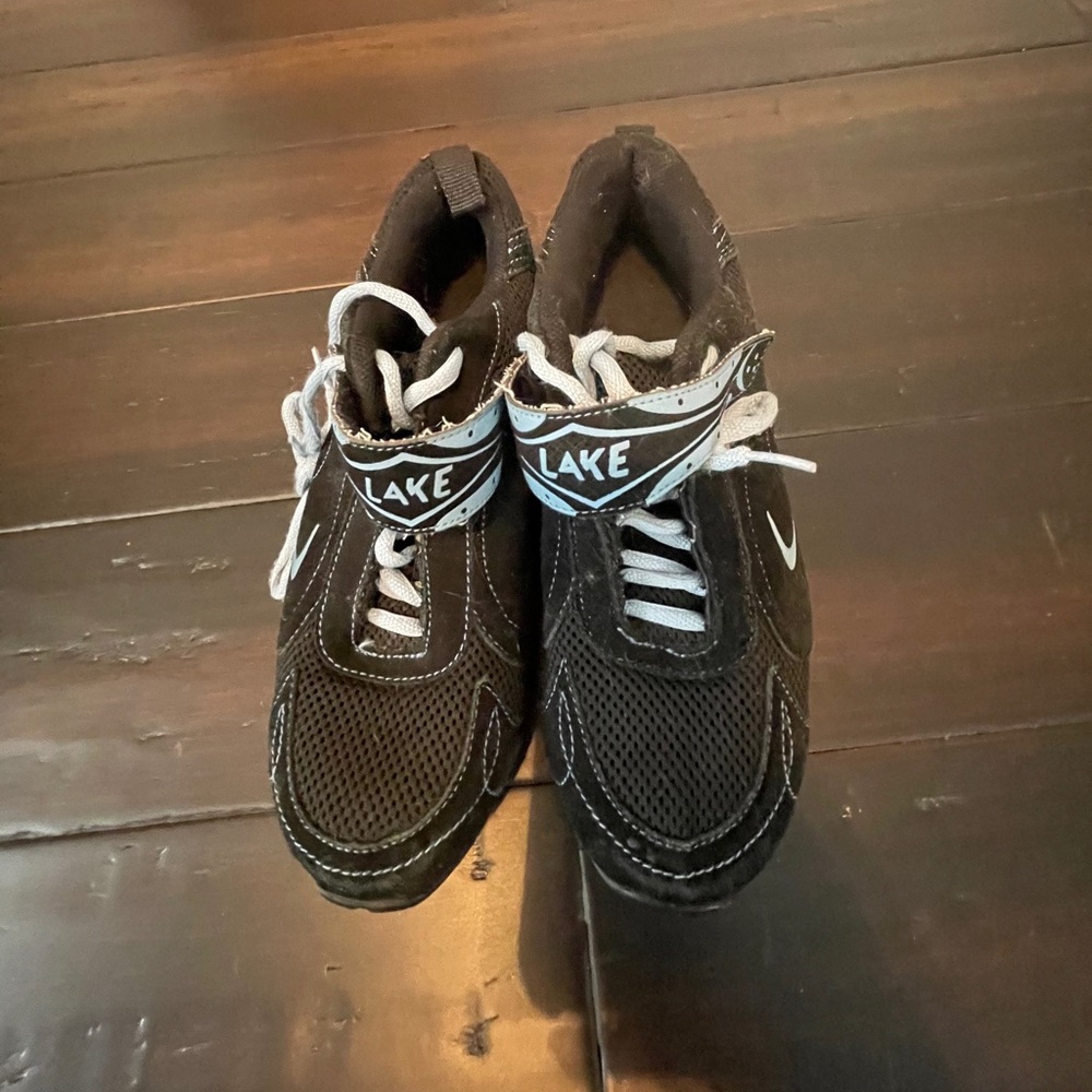 Ladies spinning shoes sz10